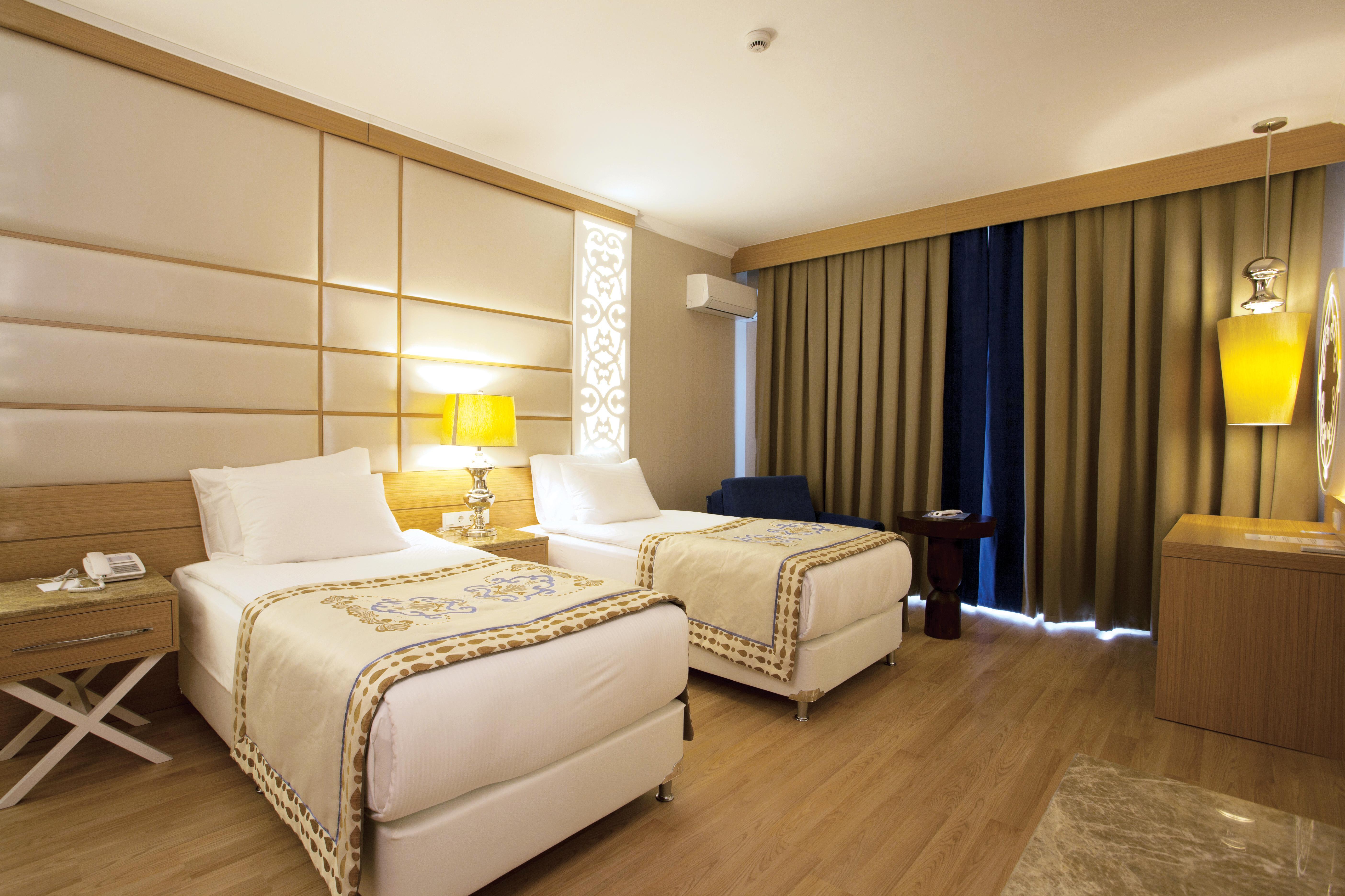 Quattro Beach Spa & Resort 코나키 외부 사진