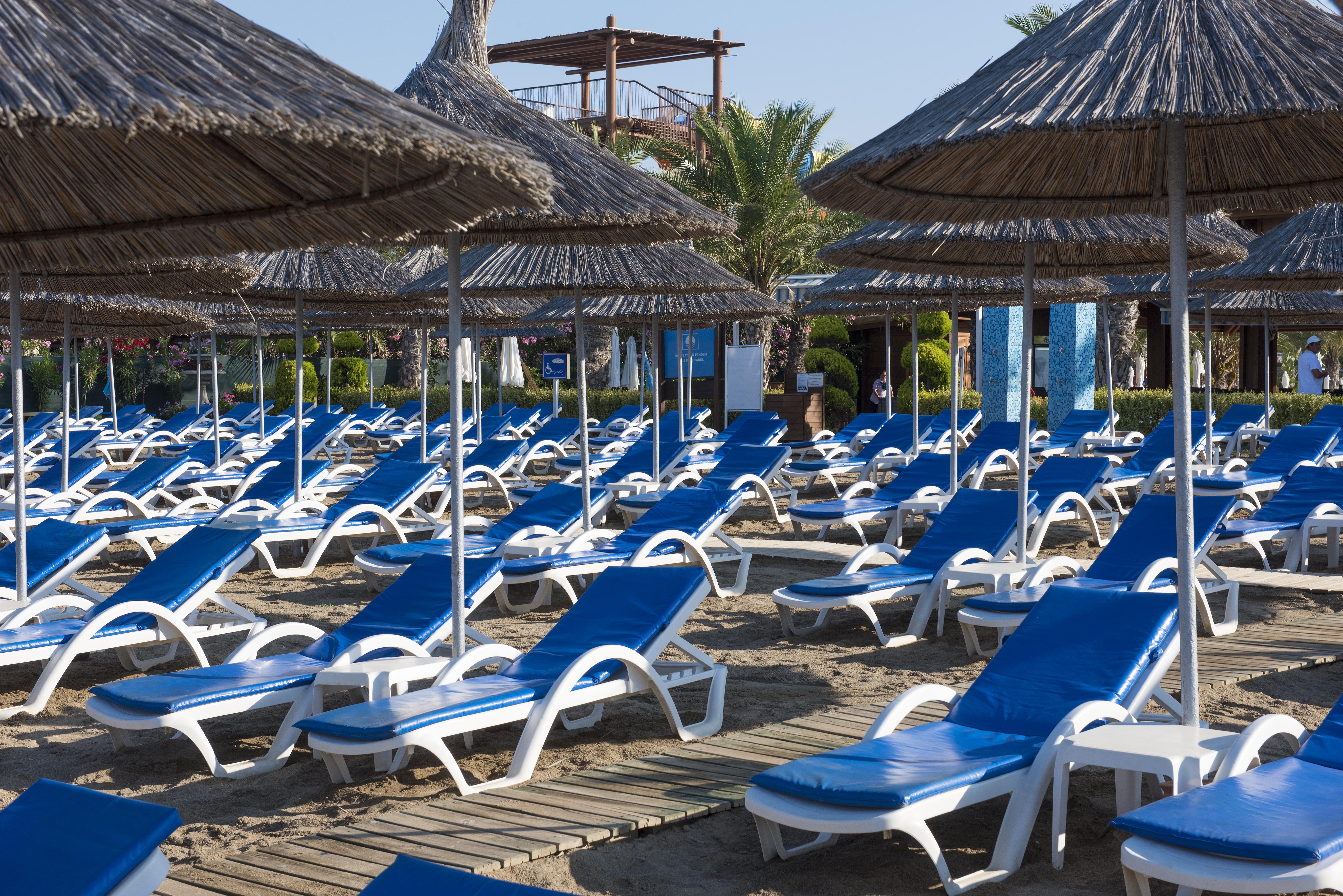 Quattro Beach Spa & Resort 코나키 외부 사진